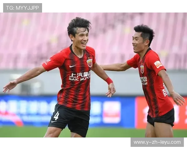 上海海港艰难争夺亚冠资格，实力能否突破瓶颈